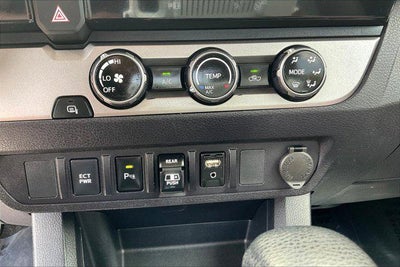 2018 Toyota TACOMA SR5 SR5