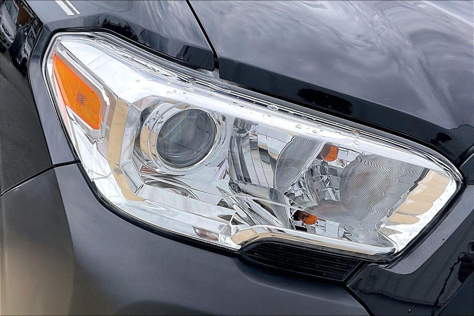 2019 Toyota Tacoma SR