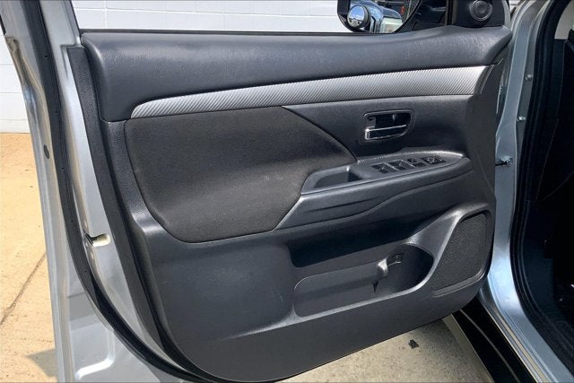 2018 Mitsubishi Outlander SE