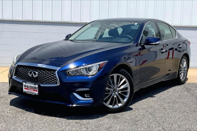 2023 INFINITI Q50 LUXE