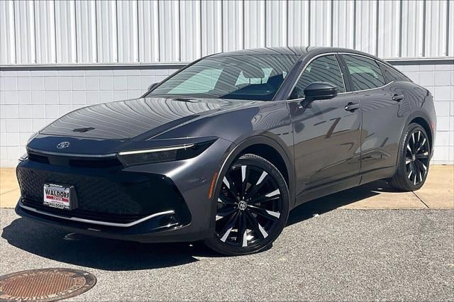 2024 Toyota Toyota Crown Platinum