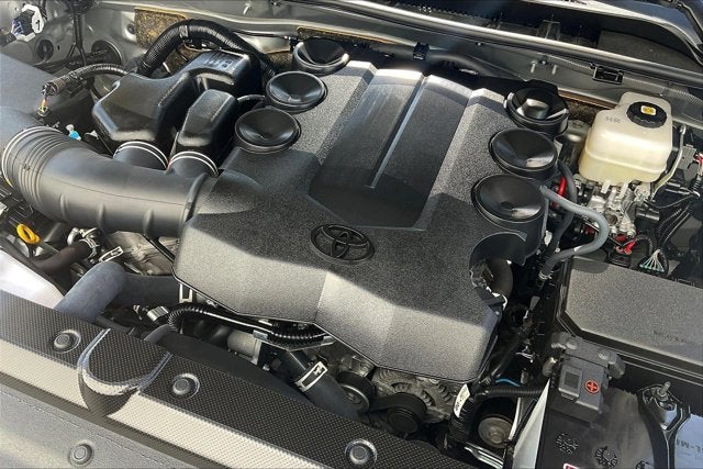 2023 Toyota 4RUNNER TRD Off Road