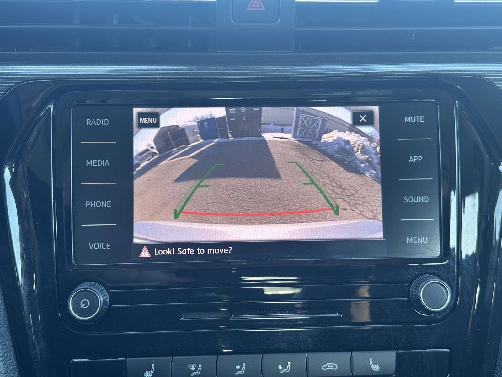 2020 Volkswagen Passat 2.0T R-Line