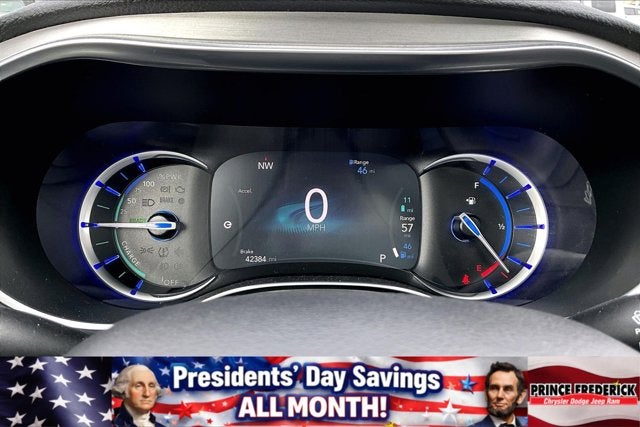 2023 Chrysler Pacifica Hybrid Limited