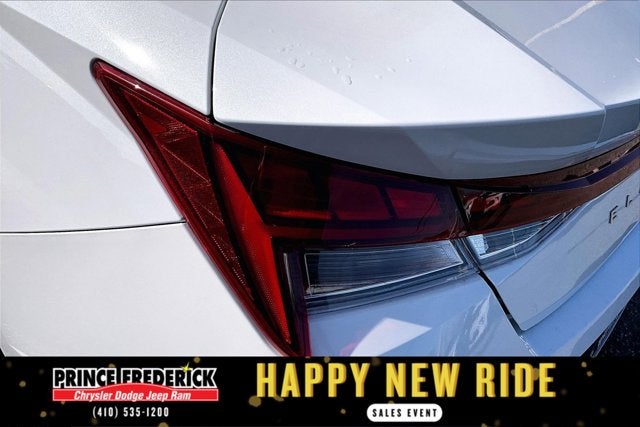 2025 Hyundai Elantra Hybrid Limited