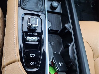 2019 Volvo XC90 Momentum