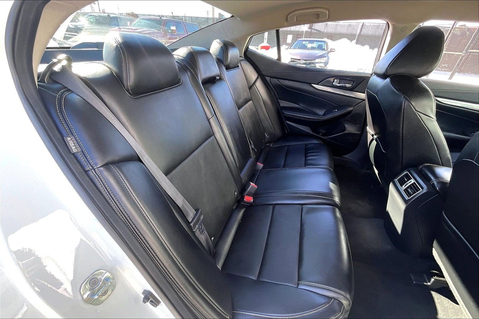 2023 Nissan Maxima SV