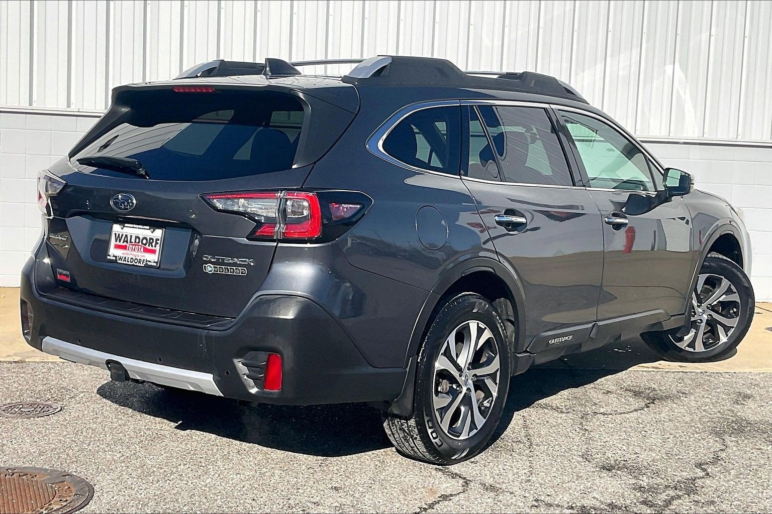 2022 Subaru Outback Touring XT