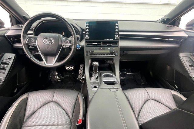 2022 Toyota Avalon Hybrid XSE Nightshade