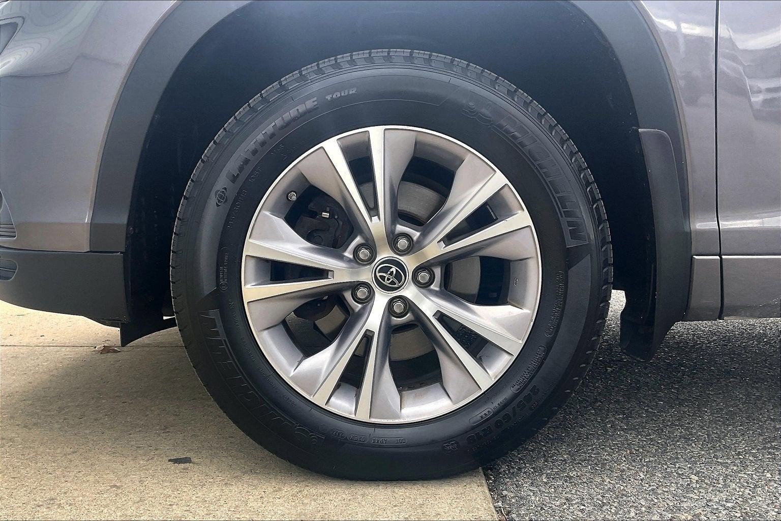 2016 Toyota Highlander LE Plus