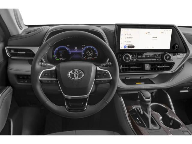 2023 Toyota Highlander Hybrid Platinum