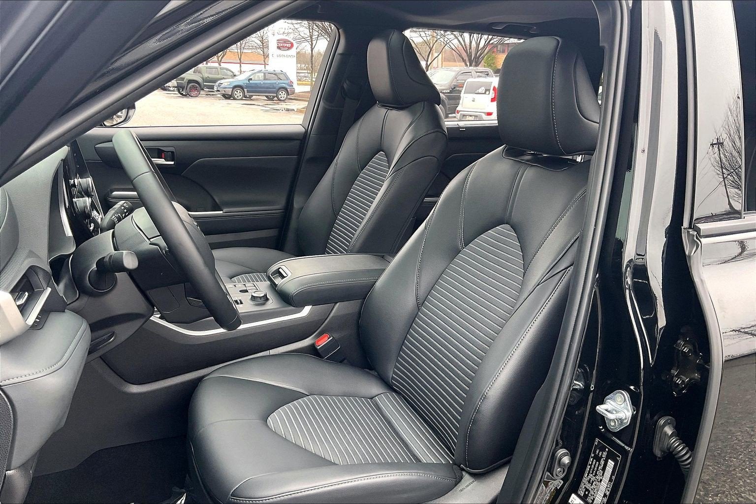 2025 Toyota Highlander XSE