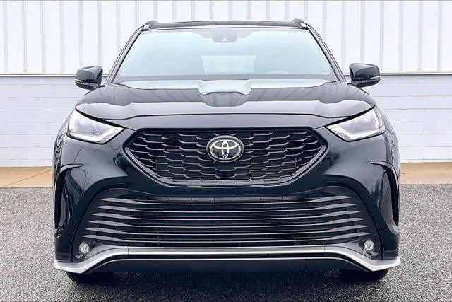 2025 Toyota Highlander XSE