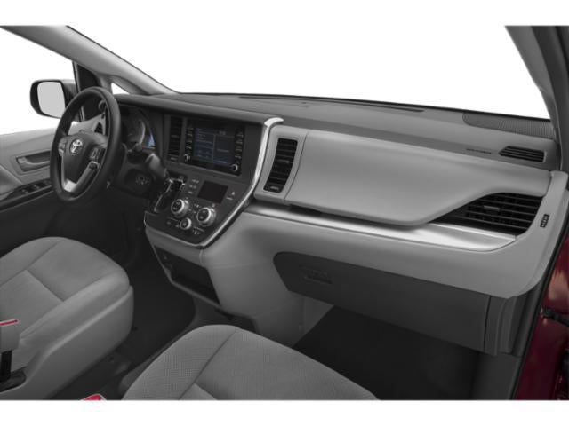 2019 Toyota Sienna XLE