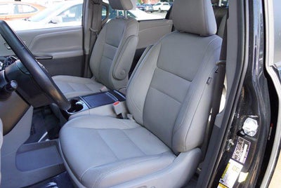 2019 Toyota Sienna XLE