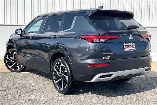 2024 Mitsubishi Outlander SE