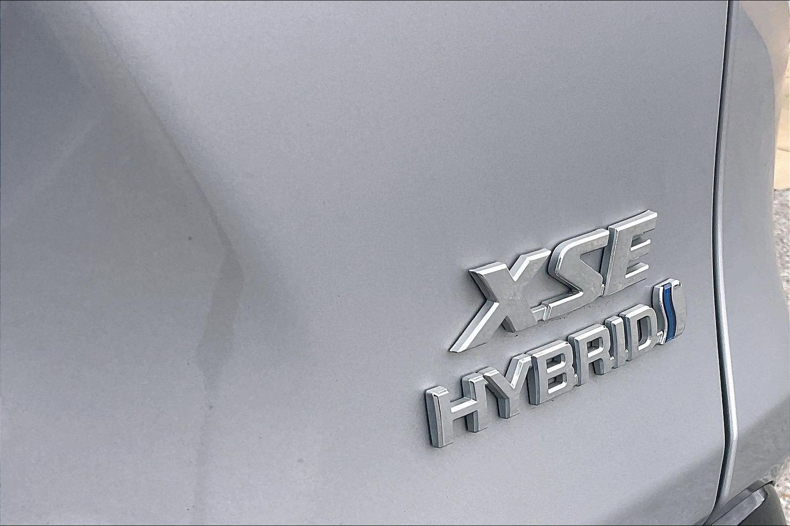 2020 Toyota RAV4 Hybrid XSE