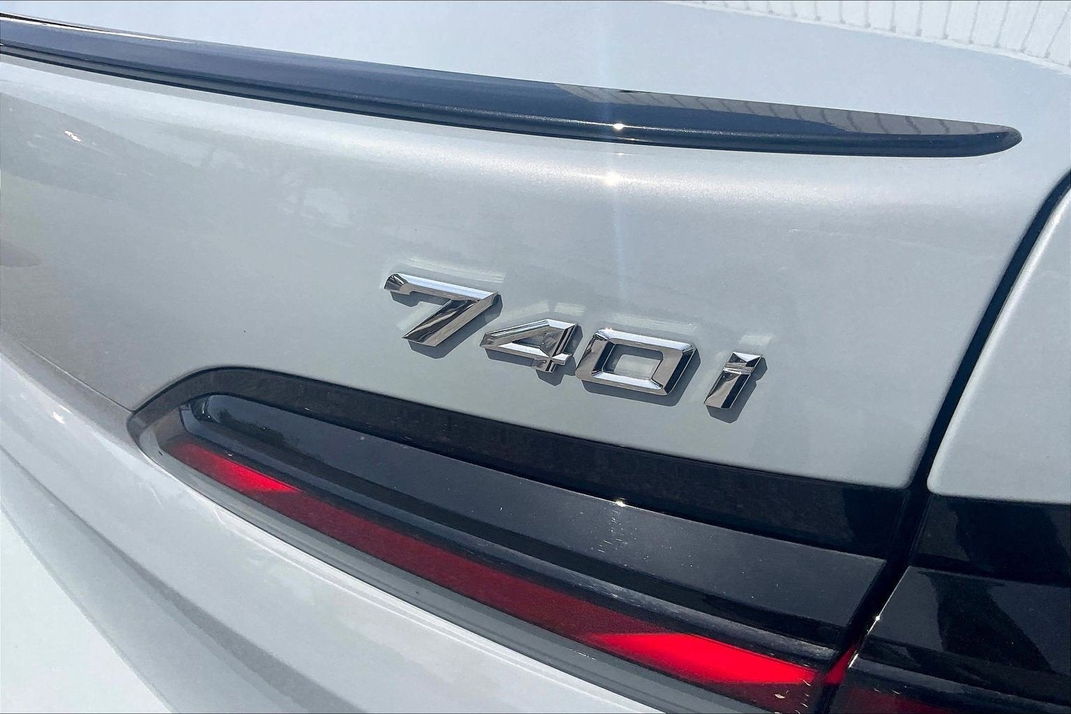 2024 BMW 7 Series 740i