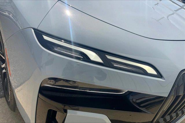 2024 BMW 7 Series 740i