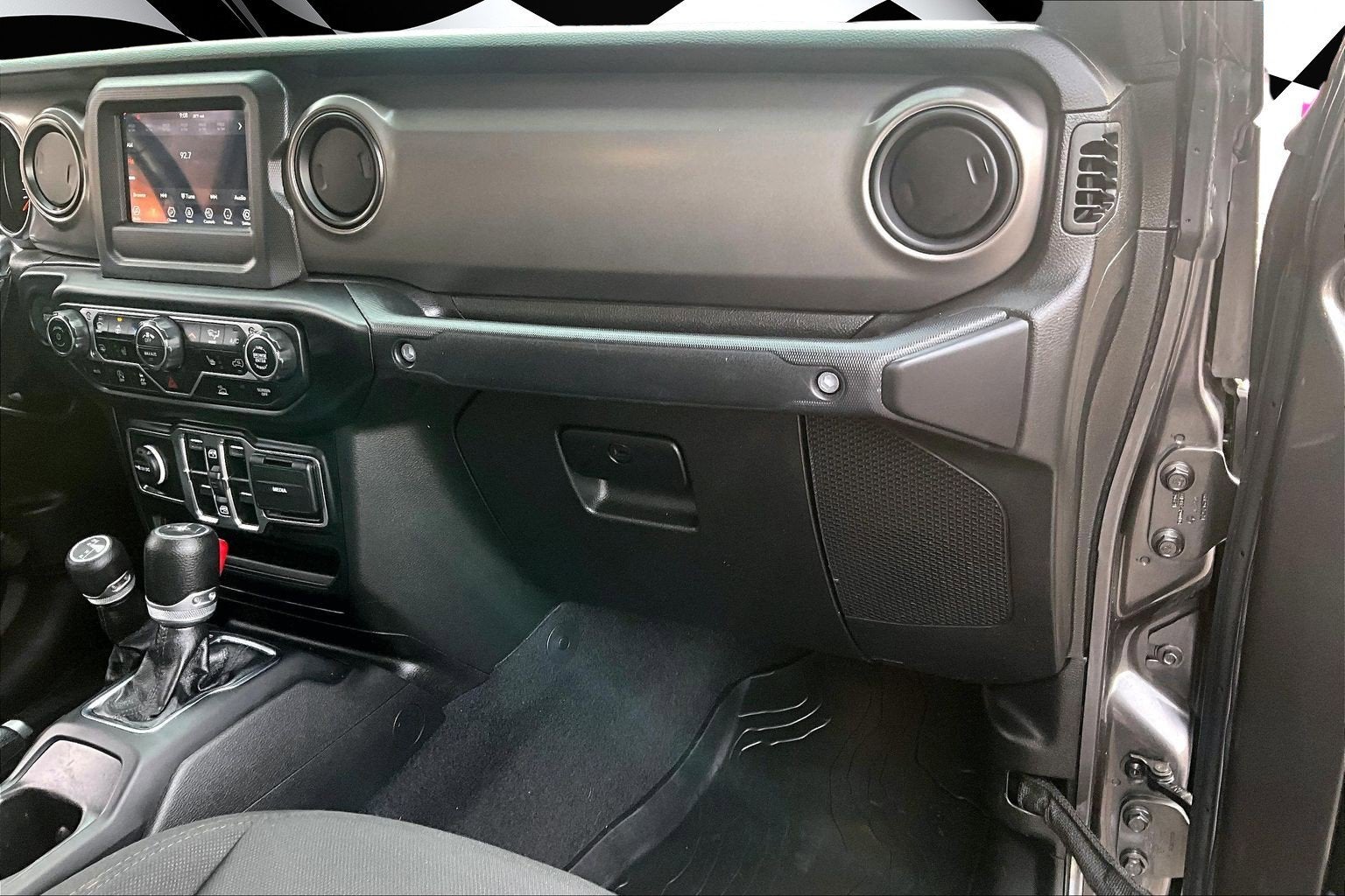 2022 Jeep Gladiator Willys