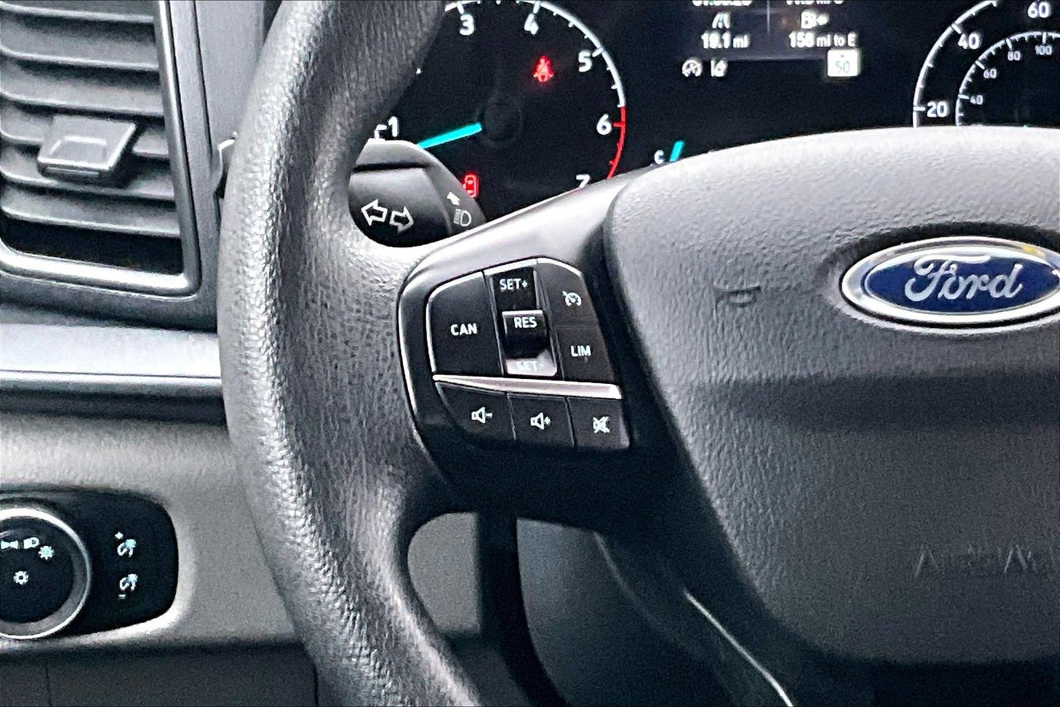 2022 Ford Transit Passenger Wagon XLT