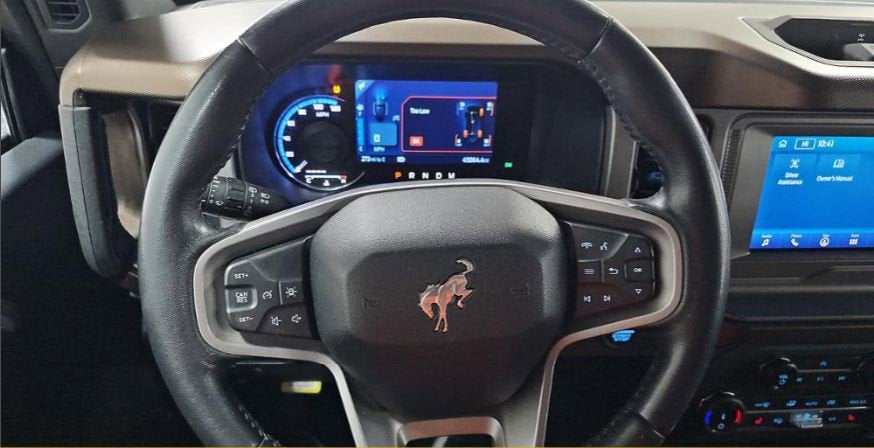 2022 Ford Bronco Outer Banks SASQUATCH