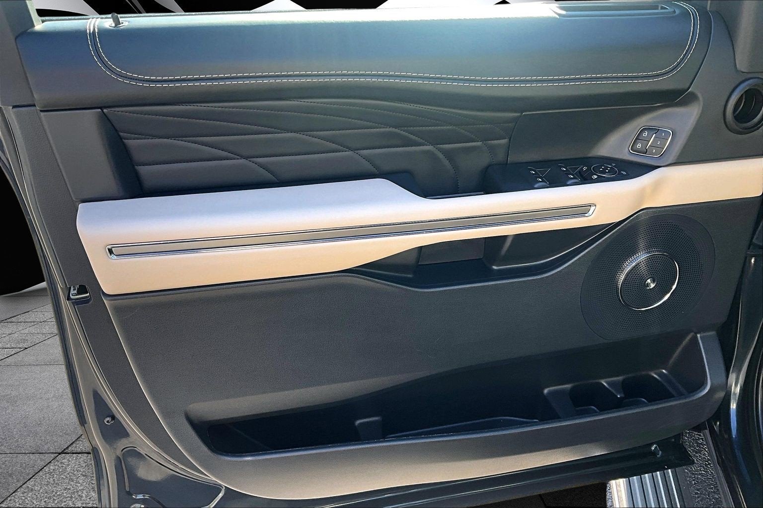 2022 Ford Expedition Max Platinum