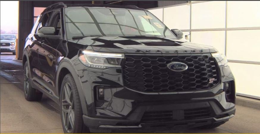 2025 Ford Explorer ST