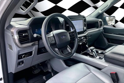 2025 Ford F-150 Lightning Pro