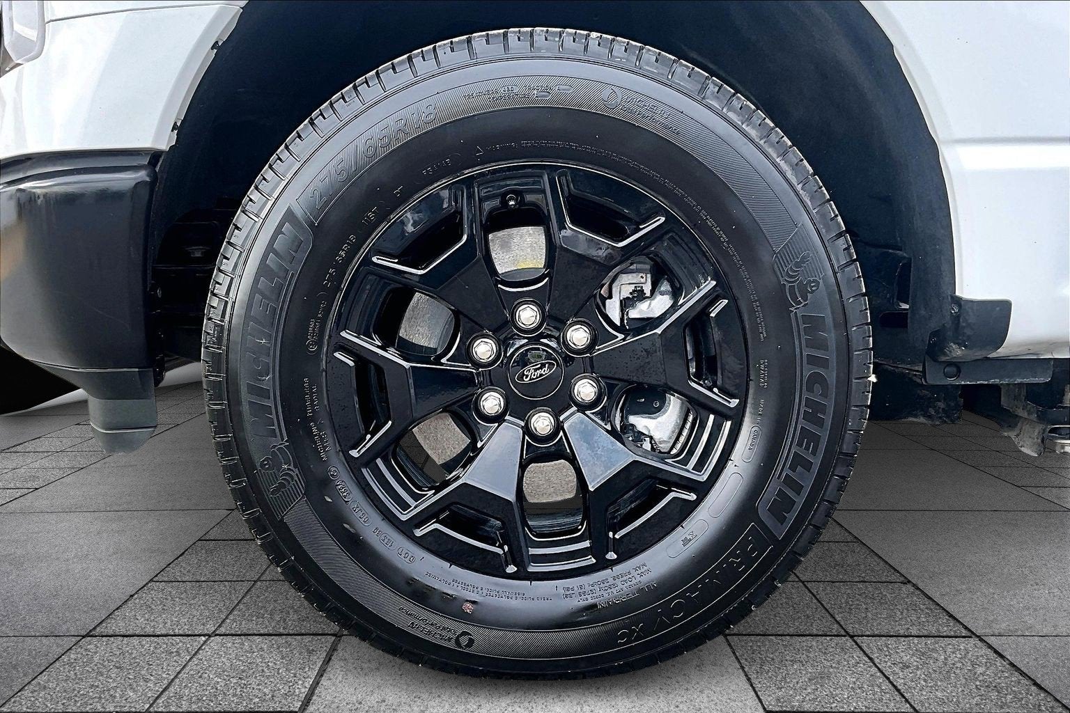 2025 Ford F-150 Lightning Pro