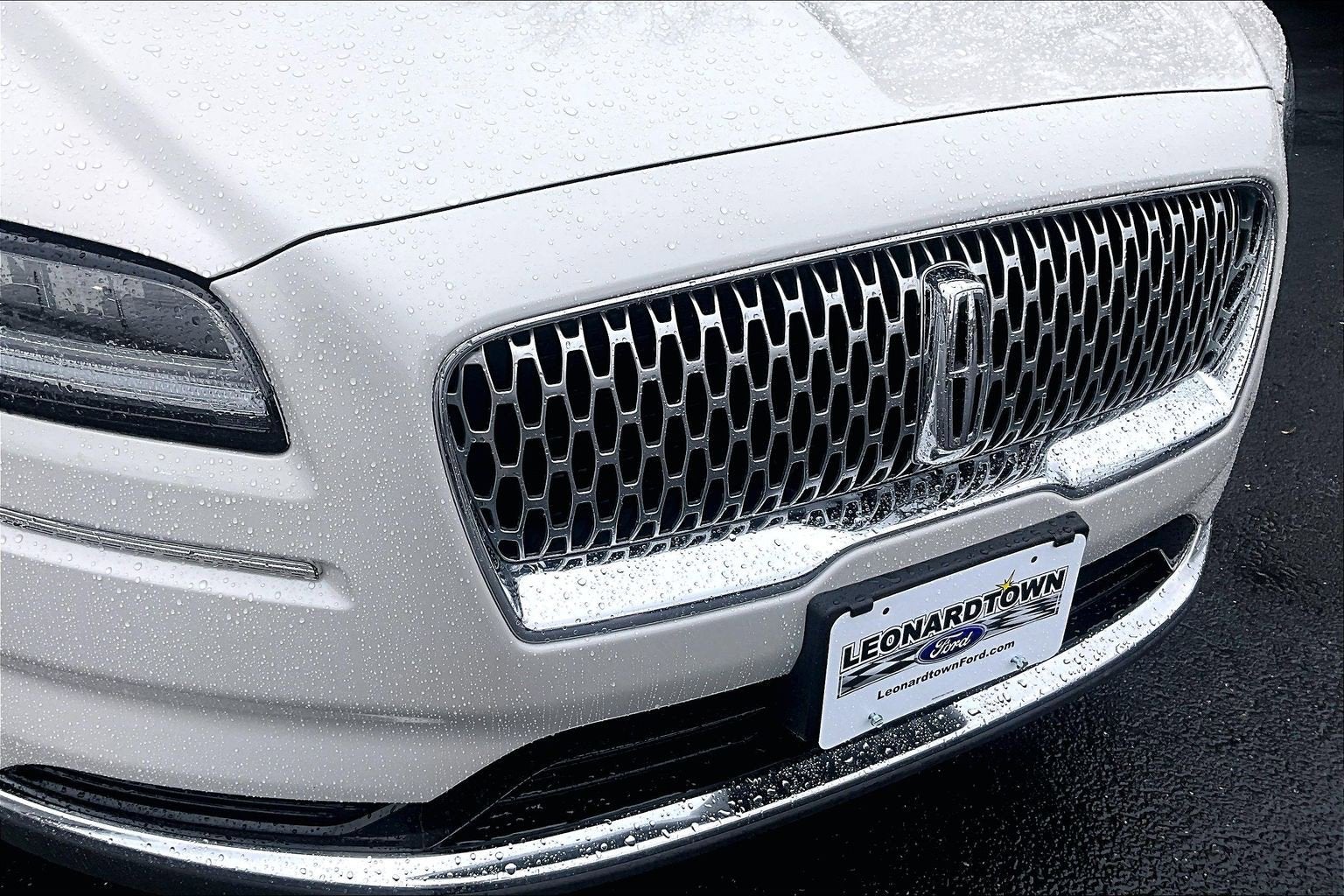 2021 Lincoln Nautilus Reserve