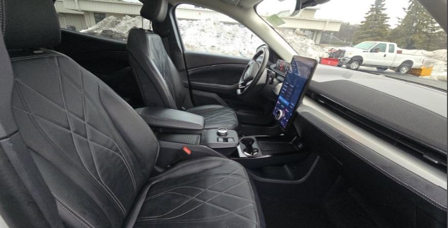 2023 Ford Mustang Mach-E California Route 1