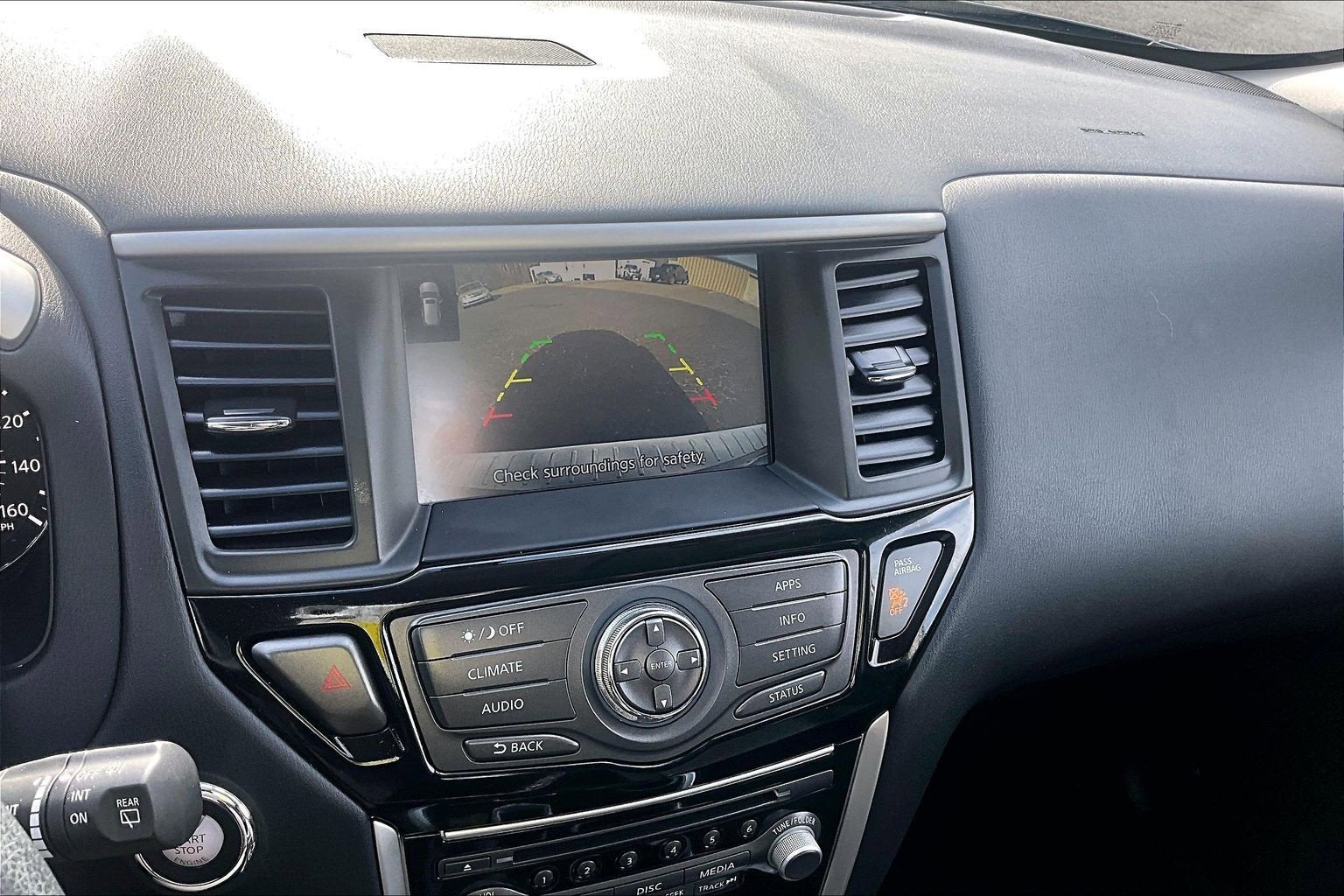 2020 Nissan Pathfinder S