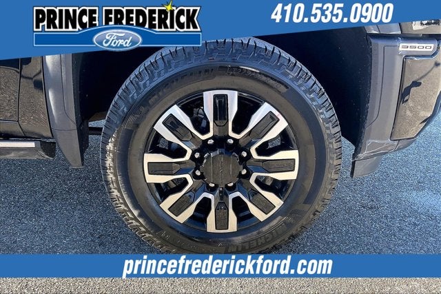 2025 GMC Sierra 3500HD Denali Ultimate