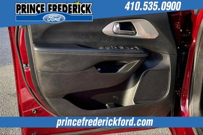 2020 Chrysler Pacifica Hybrid Touring L