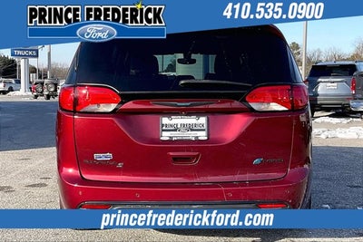 2020 Chrysler Pacifica Hybrid Touring L