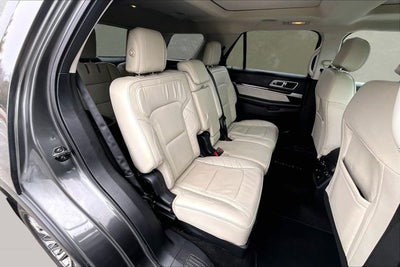 2017 Ford Explorer Platinum