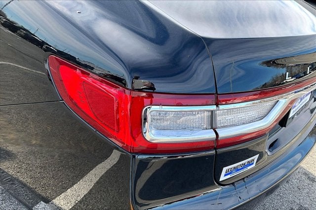 2019 Lincoln Continental Select