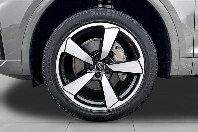 2023 Audi Q5 S line Premium Plus