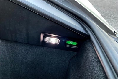 2022 Porsche Taycan Base