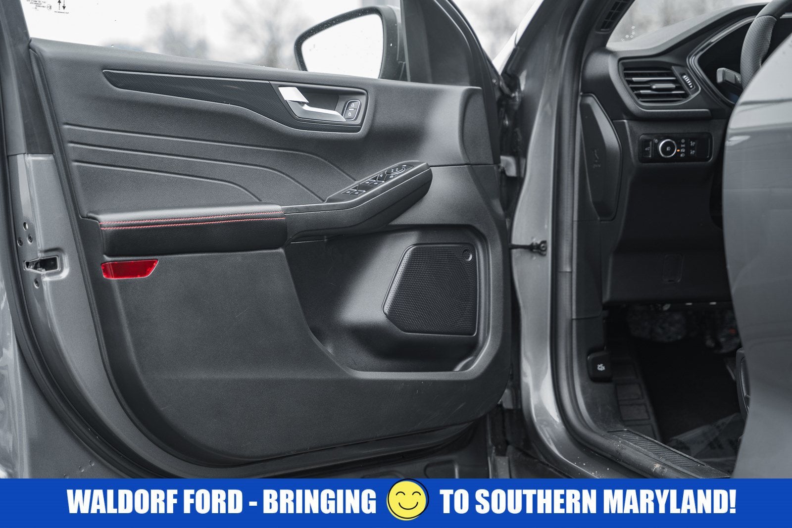 2025 Ford Escape ST-Line Select