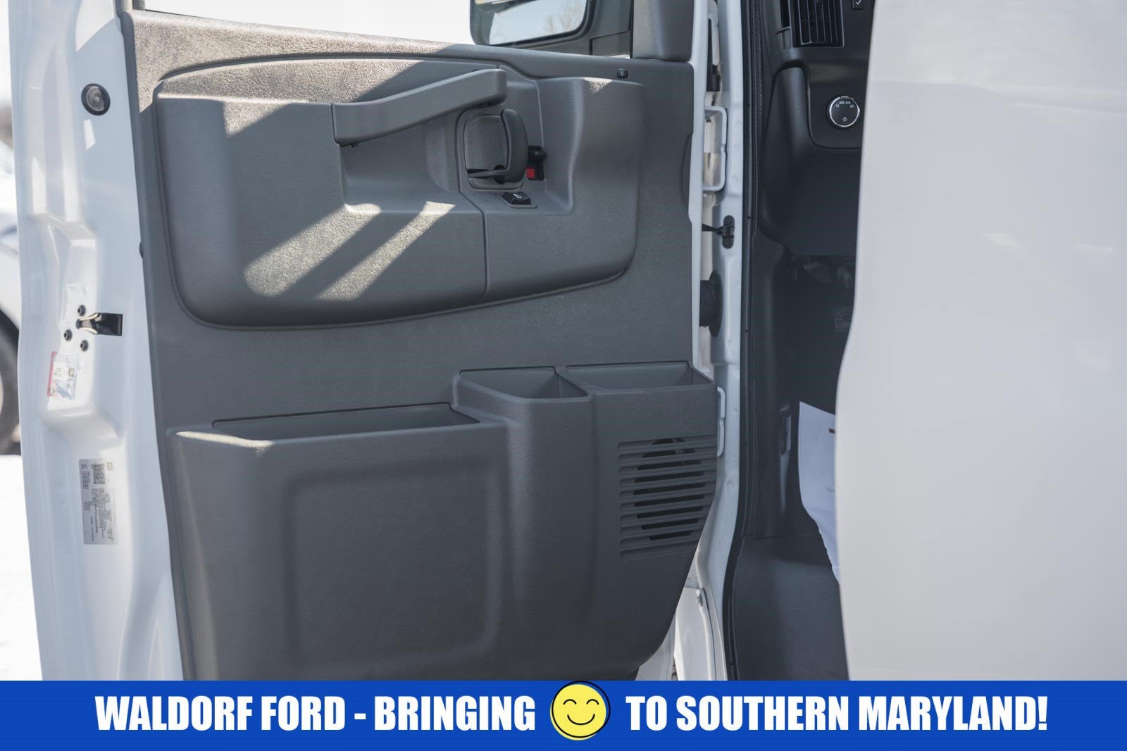 2025 Chevrolet Express Cargo Van G25