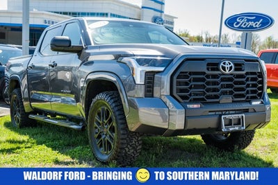 2023 Toyota Tundra 4WD SR5