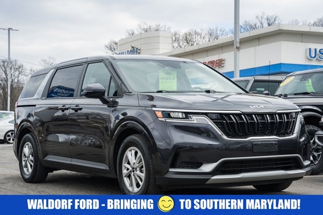 2023 Kia Carnival LX