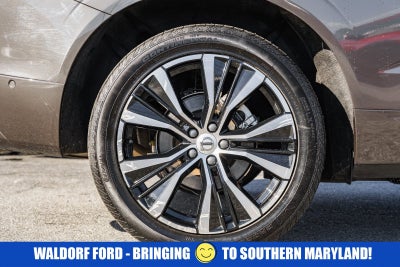 2025 Volvo XC60 Plus