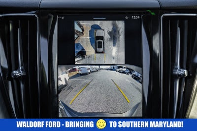 2025 Volvo XC60 Plus