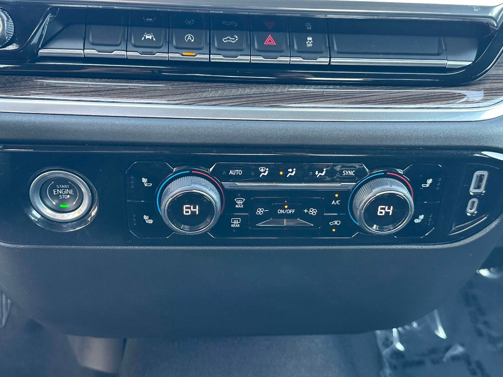 2022 Chevrolet Silverado 1500 LT (2FL)