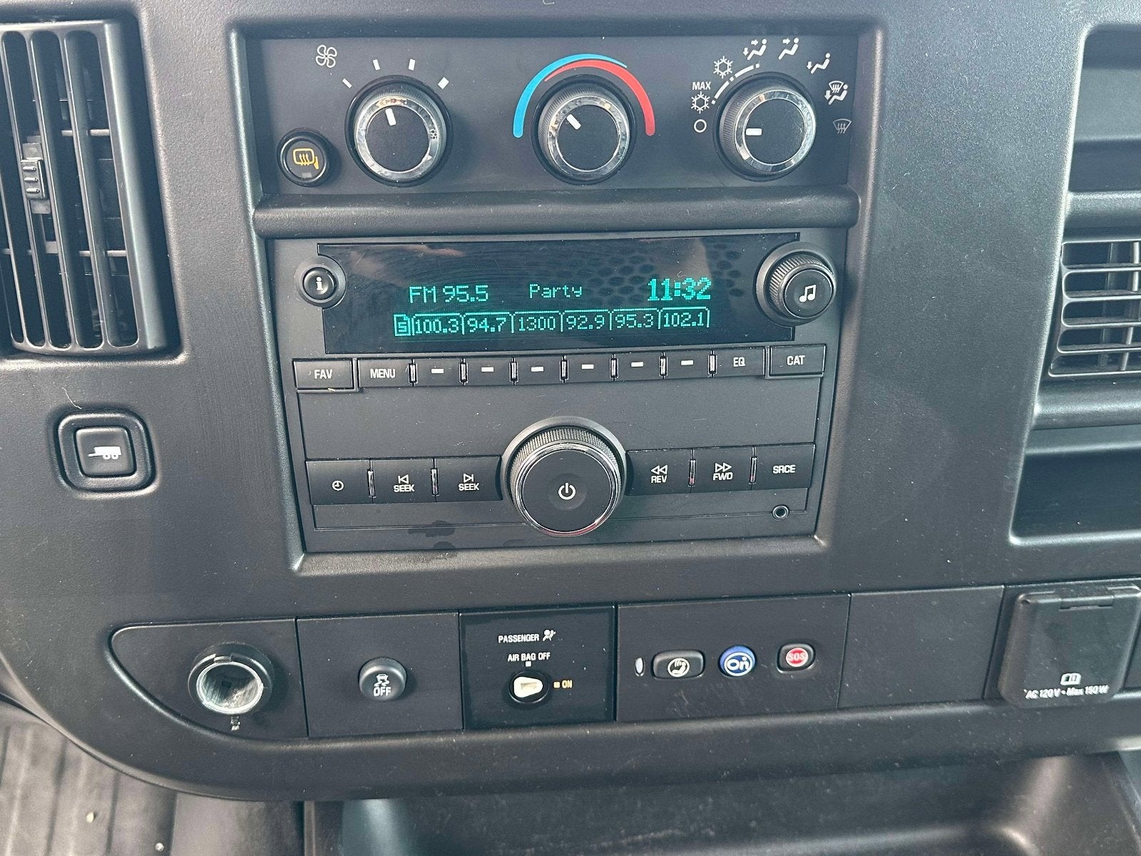 2022 Chevrolet Express Cargo 2500 WT