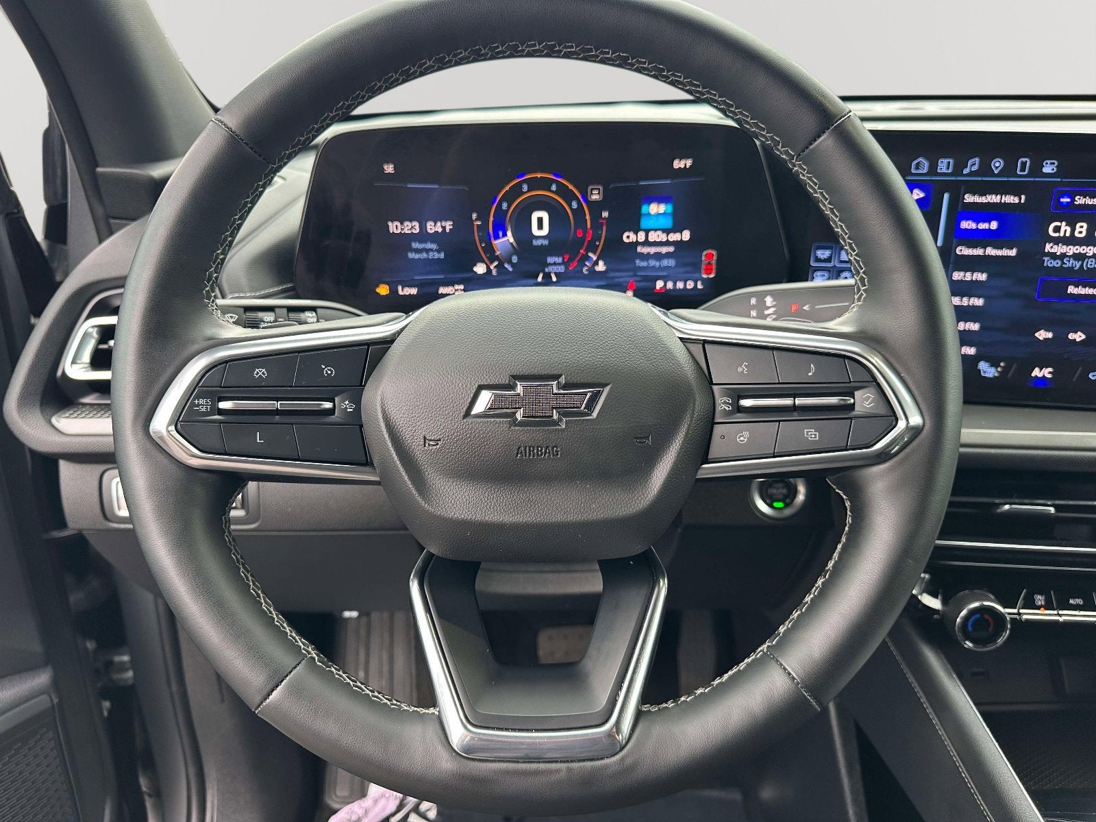 2024 Chevrolet Traverse LS