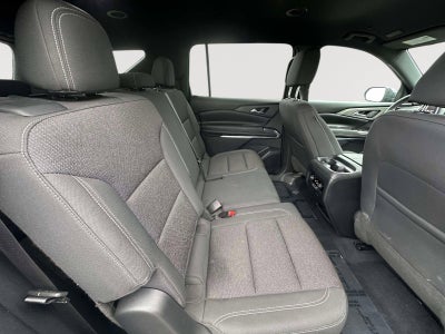 2024 Chevrolet Traverse LS